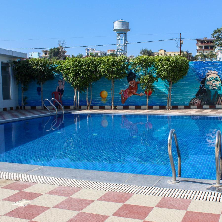 Comfort Inn Рішикеш Екстер'єр фото