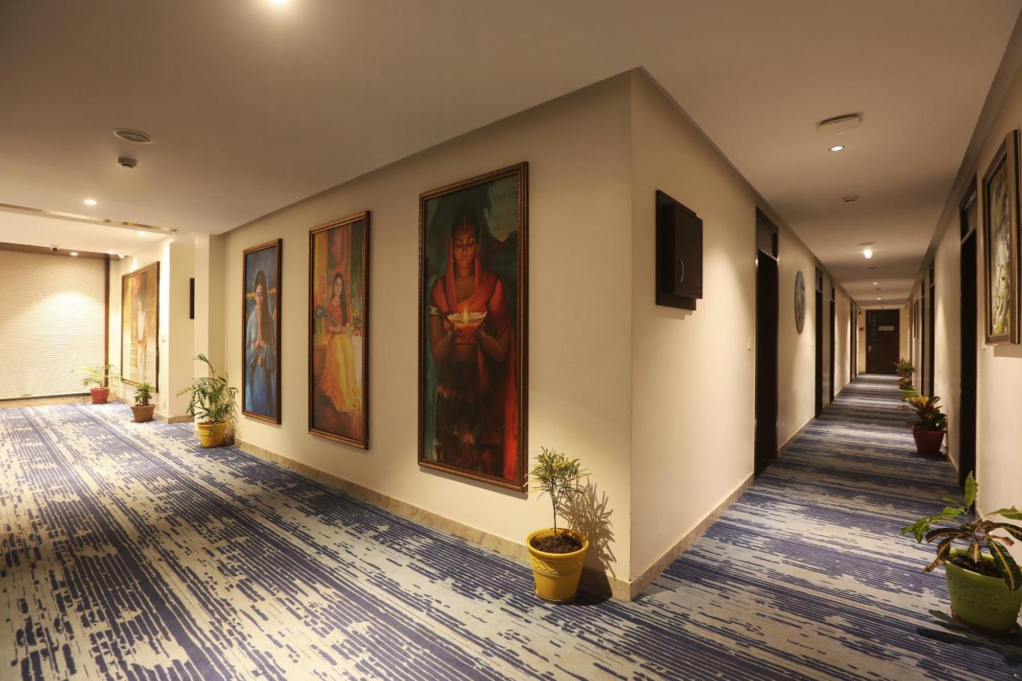 Comfort Inn Рішикеш Екстер'єр фото
