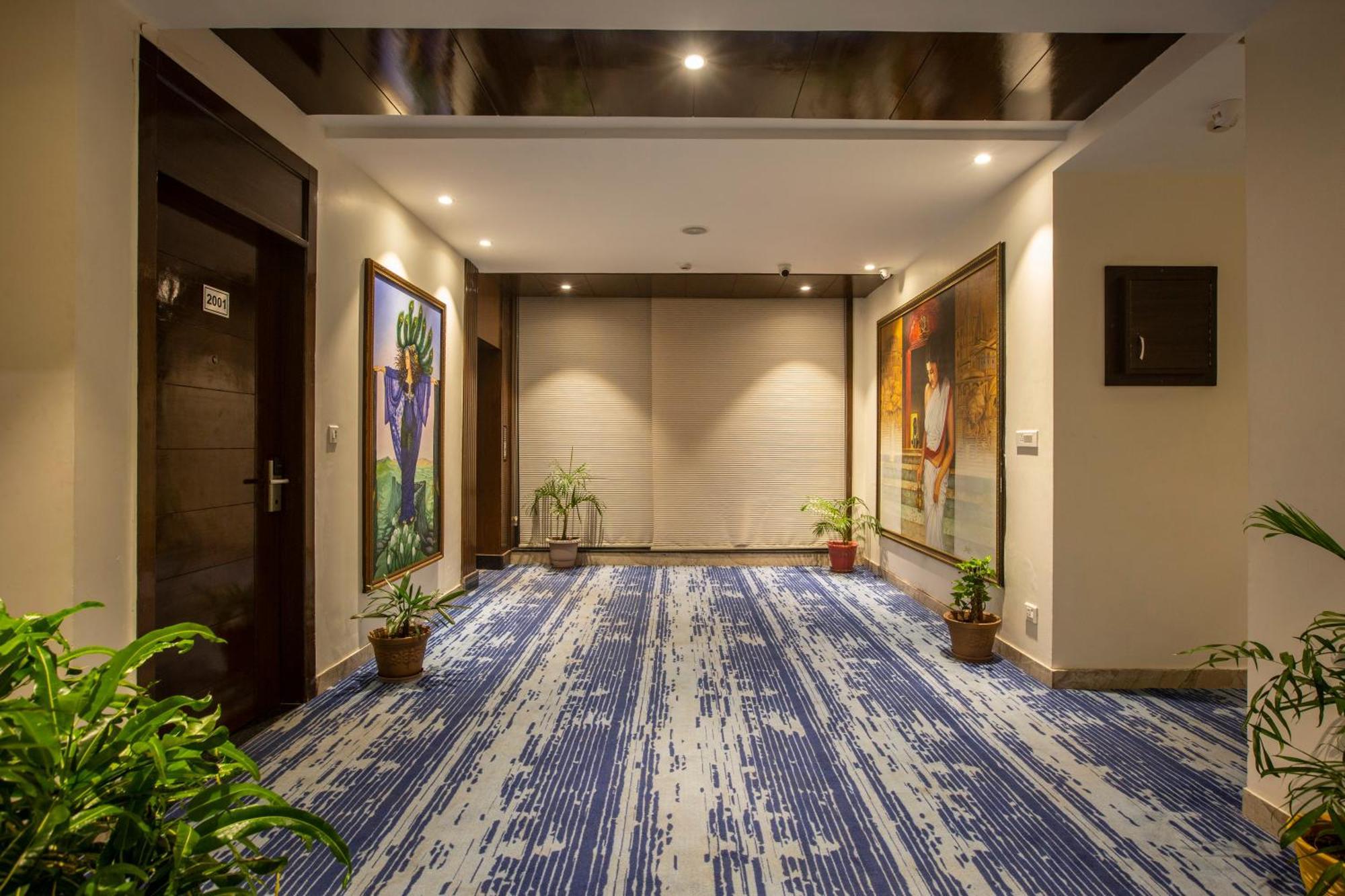 Comfort Inn Рішикеш Екстер'єр фото
